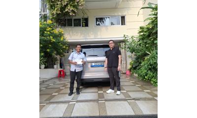 Dannn Fantasticnya, datang ke rumah si bapak, bawa test drive, langsung bungkus tanpa banyak diskusi...
sat set kita langsung kirim unit...
Terimakasih Pak....